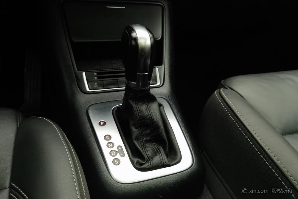 Volkswagen Tiguan 2017 300TSI Automatic 2WD Silk Road Comfort – фото 16