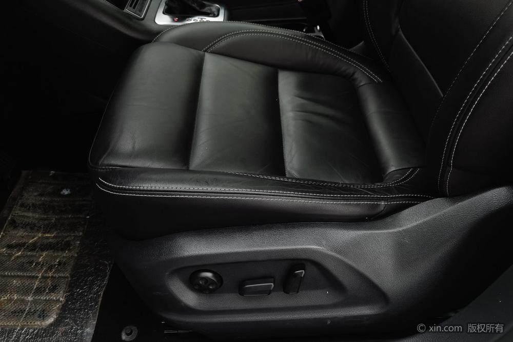 Volkswagen Tiguan 2017 300TSI Automatic 2WD Silk Road Comfort – фото 19