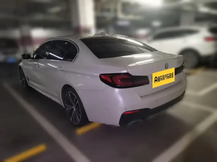 BMW 5 Series 2022 Model Facelift 530Li Leading Model M Sports Set – фото 4