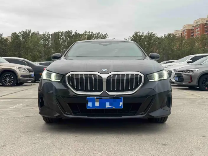 BMW 5 Series 2024 Model 530Li Exclusive Model M Sports Set