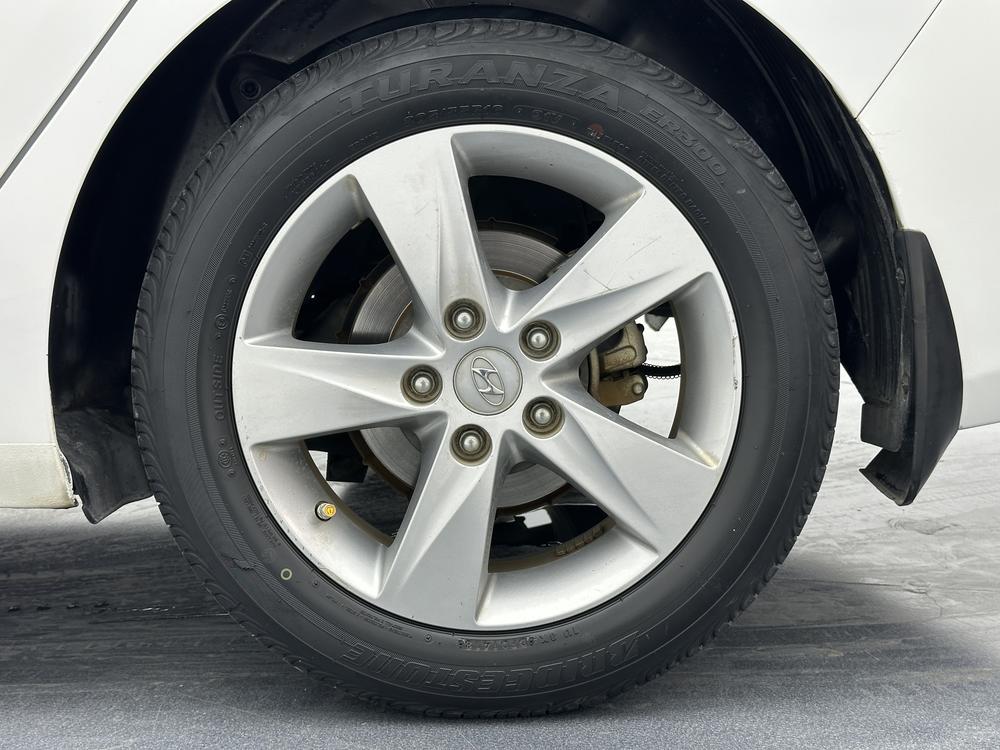 Hyundai Elantra 2012 модификация 1.6L автоматическое Fashion – фото 9
