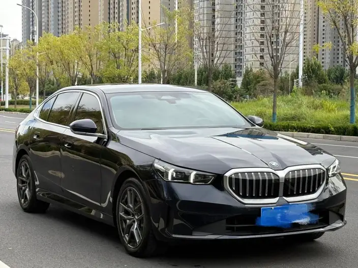BMW 5 Series 2025 Model Facelift 530Li Leading Model Luxury Set