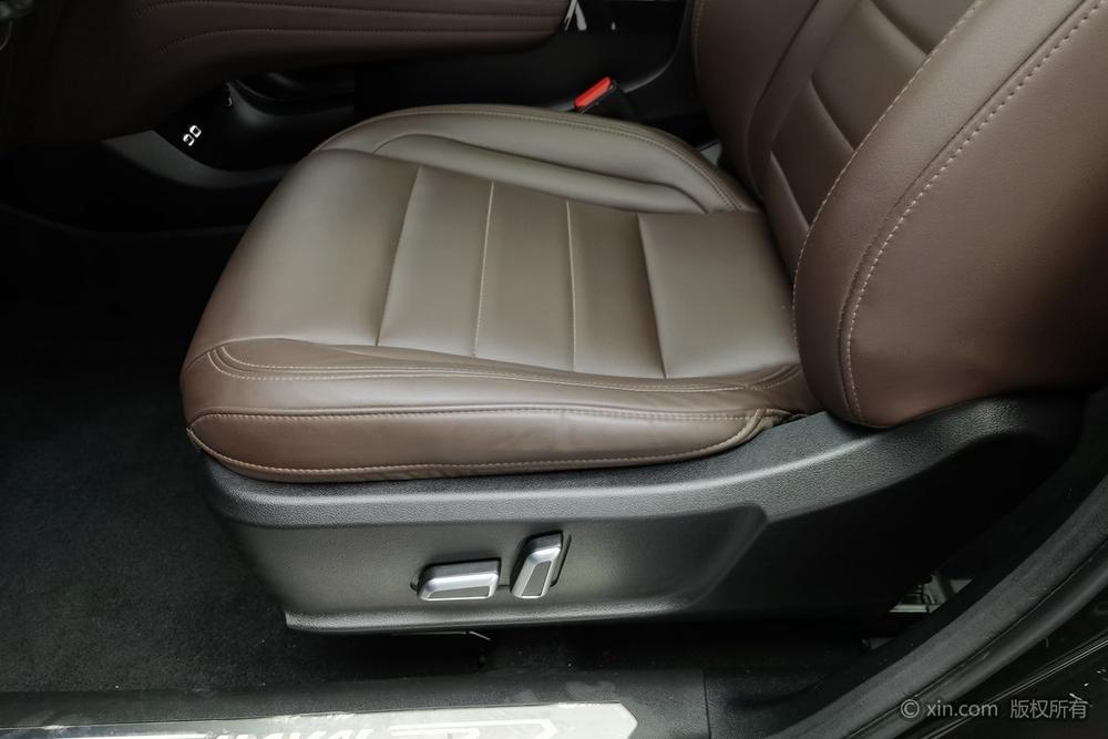 Haval F7 Модель 2021 года 2.0T 4WD i Baojun – фото 18