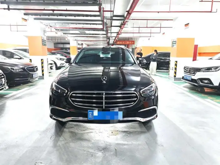 Mercedes-Benz E-Class 2023 Model E 300 L Luxury Model sedan – фото 2