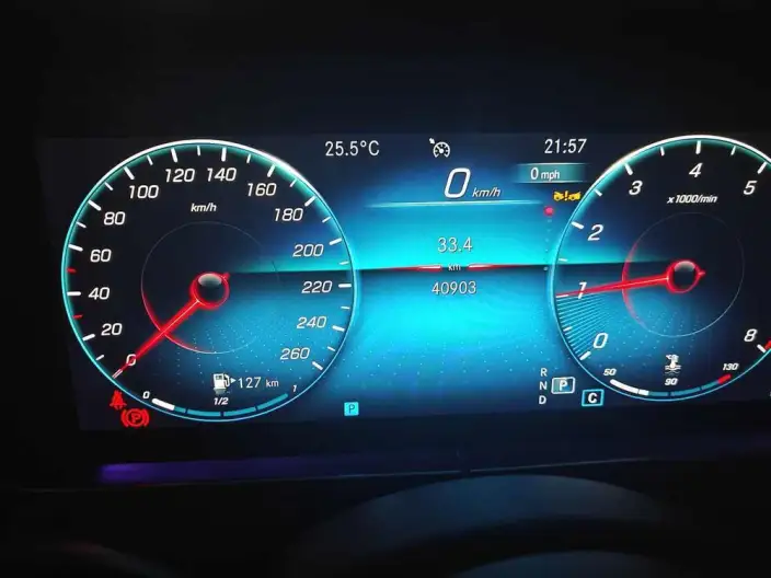 Mercedes-Benz E-Class 2023 Model E 300 L Luxury Model sedan – фото 8
