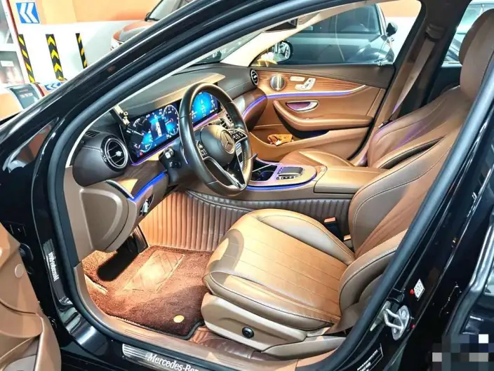 Mercedes-Benz E-Class 2023 Model E 300 L Luxury Model sedan – фото 10
