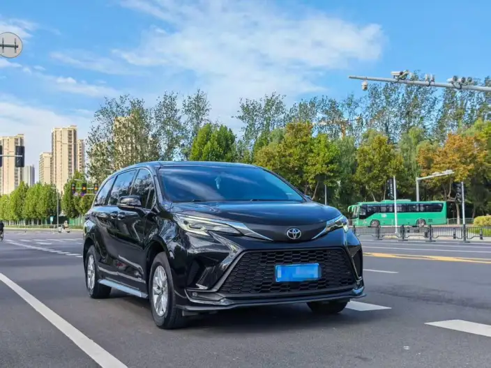 Granvia 2024 Model Intelligent Hybrid 2.5L 2WD Comfort Edition – фото 3