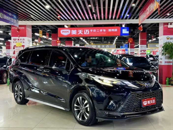 Granvia 2023 Model Intelligent Hybrid 2.5L Deluxe Edition – фото 3