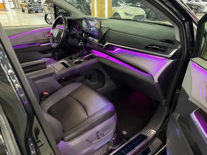 Granvia 2023 Model Intelligent Hybrid 2.5L Deluxe Edition – фото 7