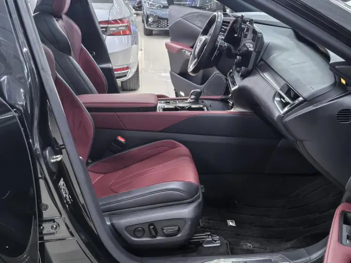 Lexus RX 2023 Model 500h DIRECT4 F SPORT Performance – фото 10