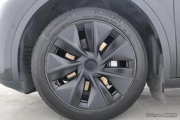 Model Y 2023 Model Long Battery Life Pro All-wheel drive version – фото 6