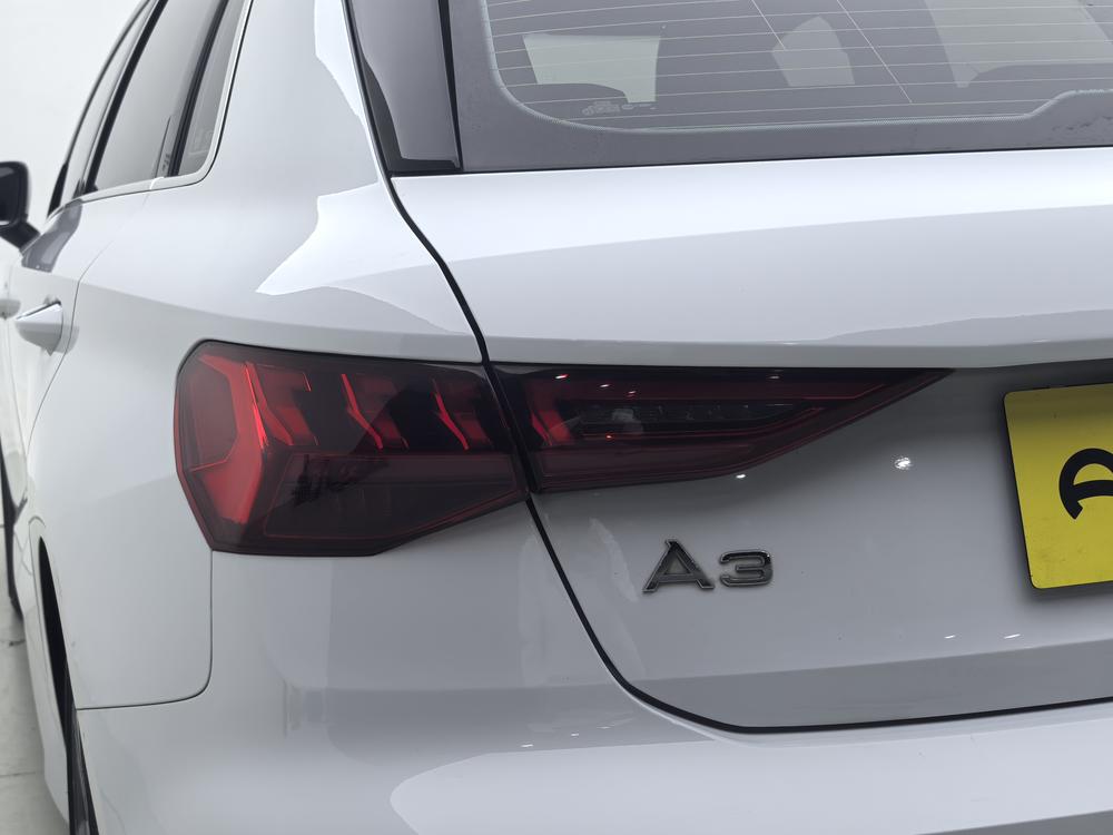 Audi A3 2022 Sportback 35 TFSI Luxury Sport – фото 13