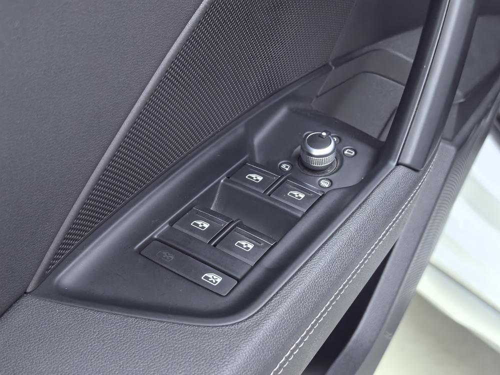 Audi A3 2022 Sportback 35 TFSI Luxury Sport – фото 27