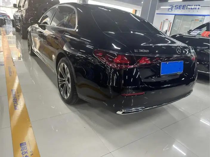 Mercedes-Benz E-Class 2026 Model E 300 L Luxury Model sedan – фото 3