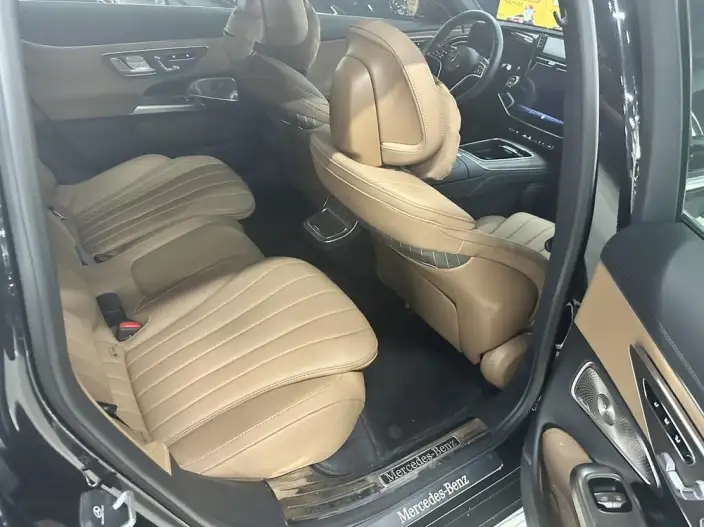Mercedes-Benz E-Class 2026 Model E 300 L Luxury Model sedan – фото 5