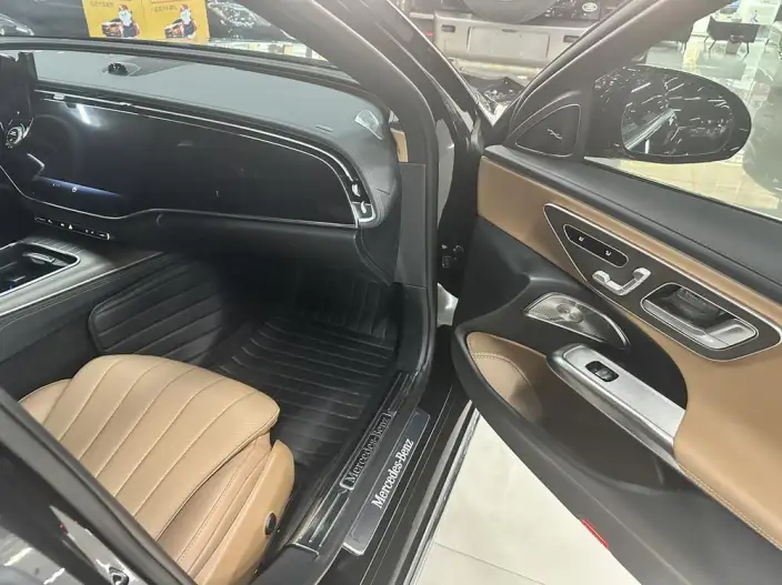 Mercedes-Benz E-Class 2026 Model E 300 L Luxury Model sedan – фото 8