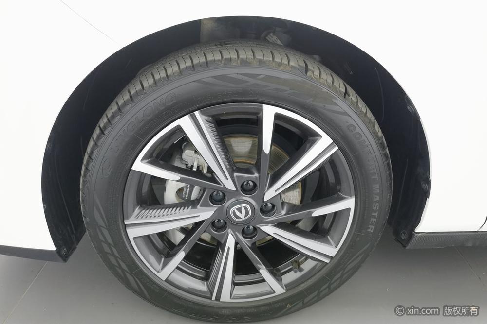 Changan Yida 2023 1.5T GDI Automatic Navigator – фото 8