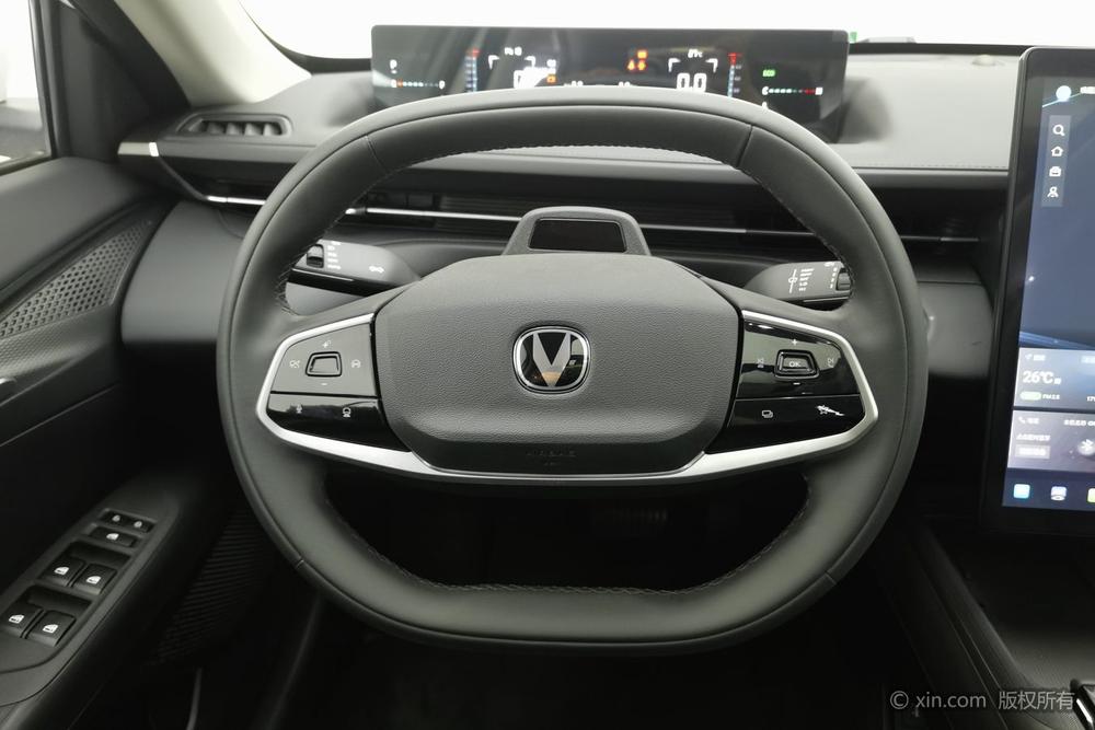 Changan Yida 2023 1.5T GDI Automatic Navigator – фото 14