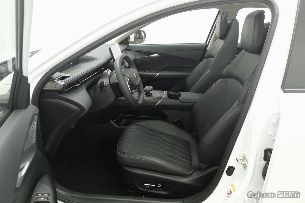 Changan Yida 2023 1.5T GDI Automatic Navigator – фото 17