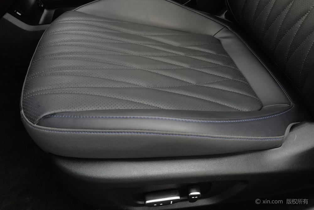 Changan Yida 2023 1.5T GDI Automatic Navigator – фото 18