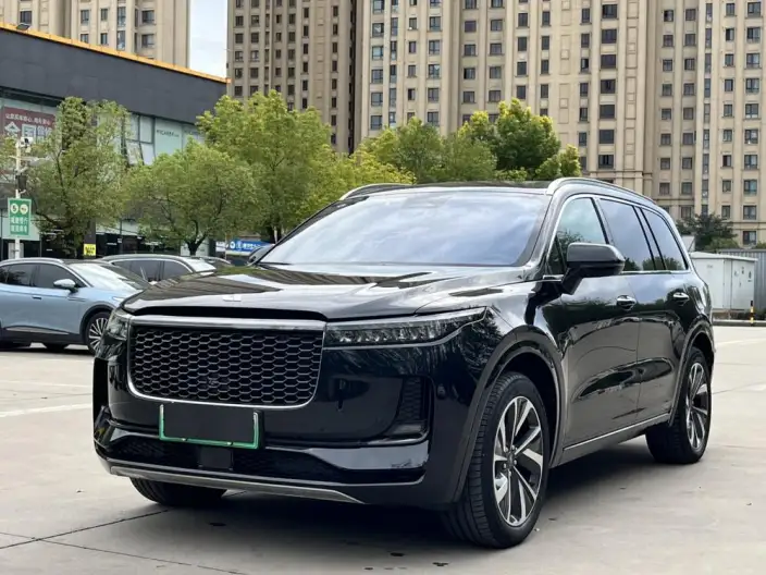 Li Auto ONE 2021 Model Extended Range 6 seat Edition – фото 1
