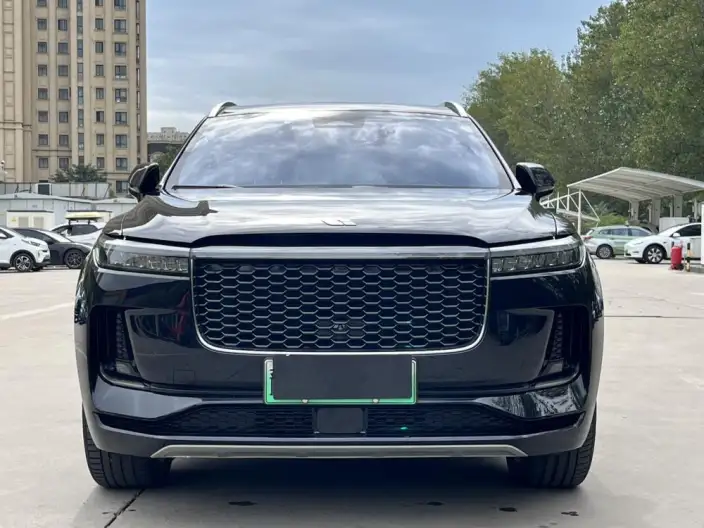 Li Auto ONE 2021 Model Extended Range 6 seat Edition – фото 2
