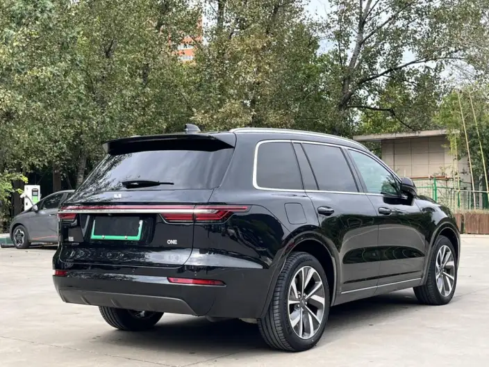 Li Auto ONE 2021 Model Extended Range 6 seat Edition – фото 7