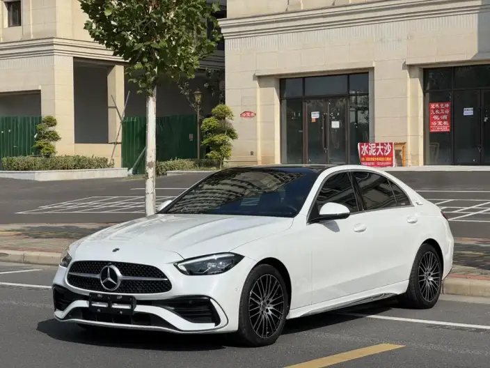Mercedes-Benz C-Class 2022 Model C 260 L Sports Edition – фото 1