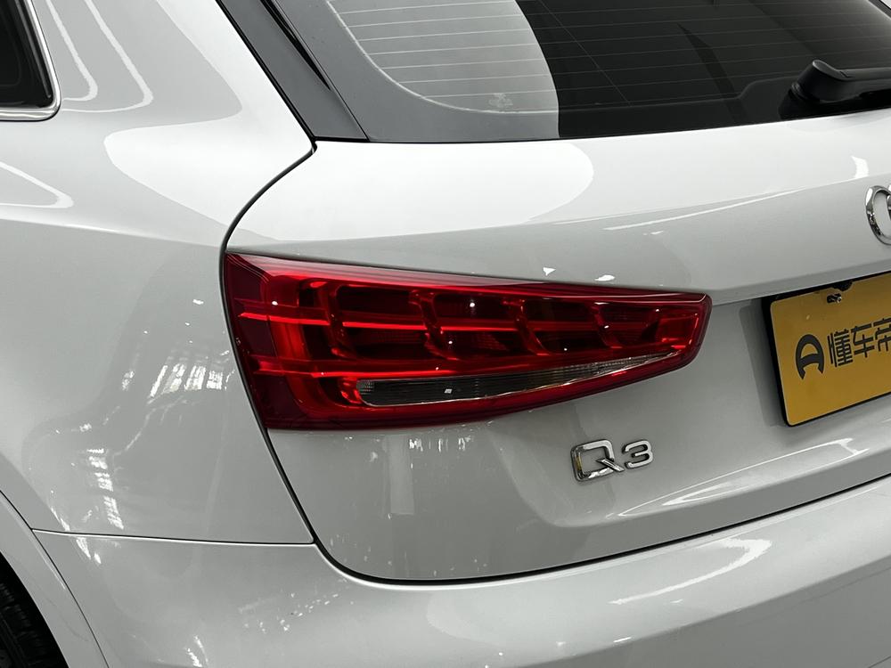Audi Q3 2015 30 TFSI Progress – фото 13