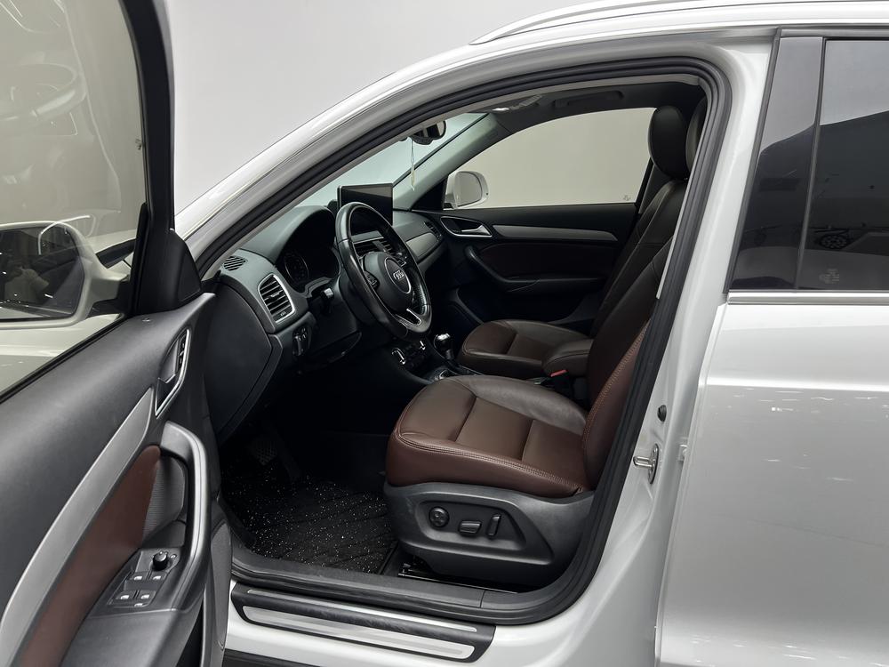 Audi Q3 2015 30 TFSI Progress – фото 17