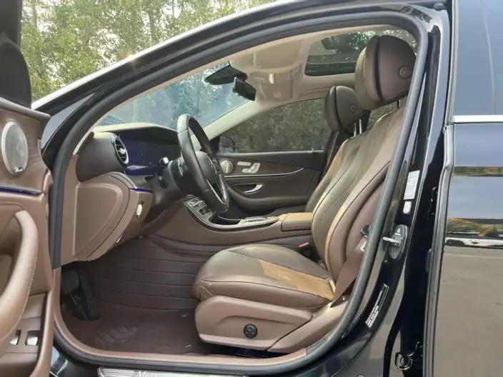 Mercedes-Benz E-Class PHEV 2022 Model Facelift E 350 e L sedan – фото 8