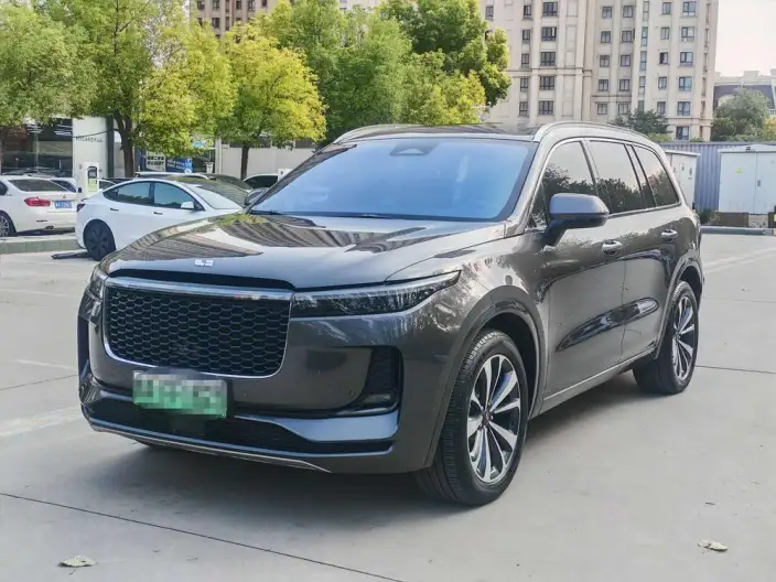 Li Auto ONE 2021 Model Extended Range 6 seat Edition – фото 1