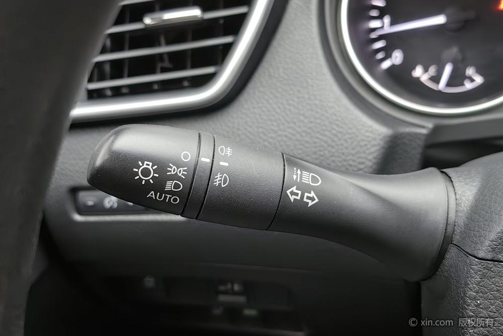 Nissan Qashqai 2022 2.0L XV Enjoy – фото 18