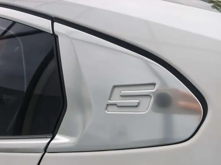 BMW 5 Series 2025 Model 530Li Leading Model Luxury Set – фото 9