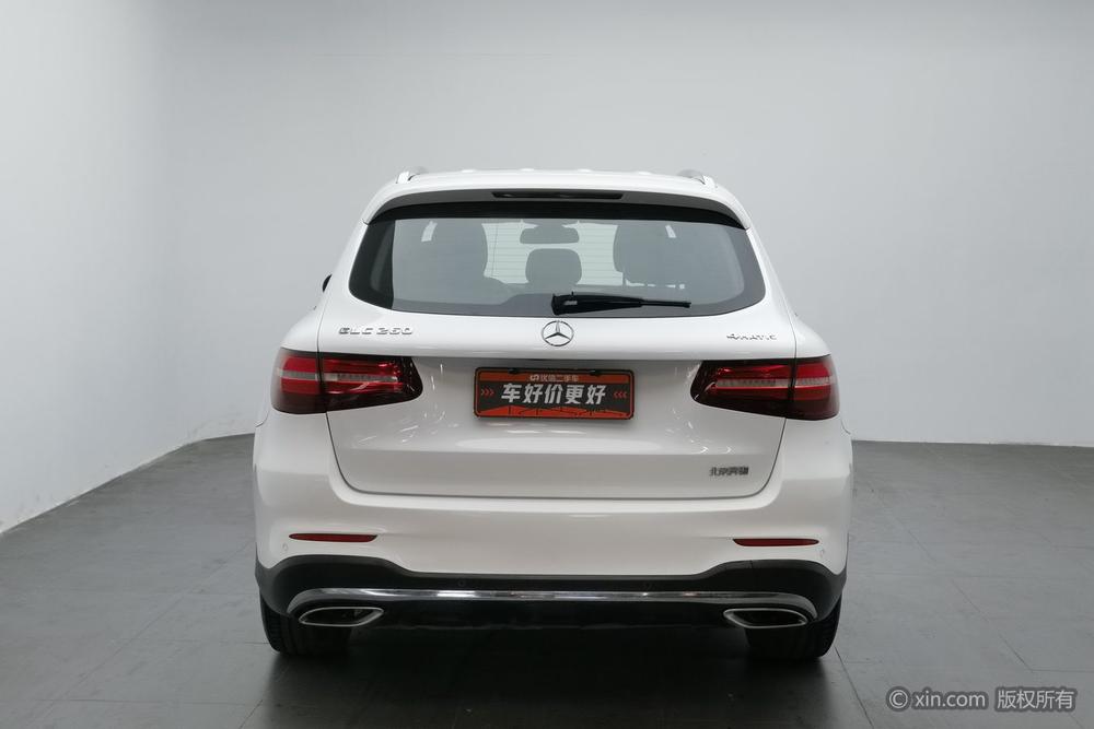 Mercedes-Benz GLC 2017 GLC 260 4MATIC Dynamic – фото 3