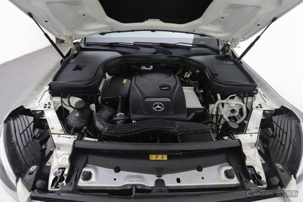 Mercedes-Benz GLC 2017 GLC 260 4MATIC Dynamic – фото 5