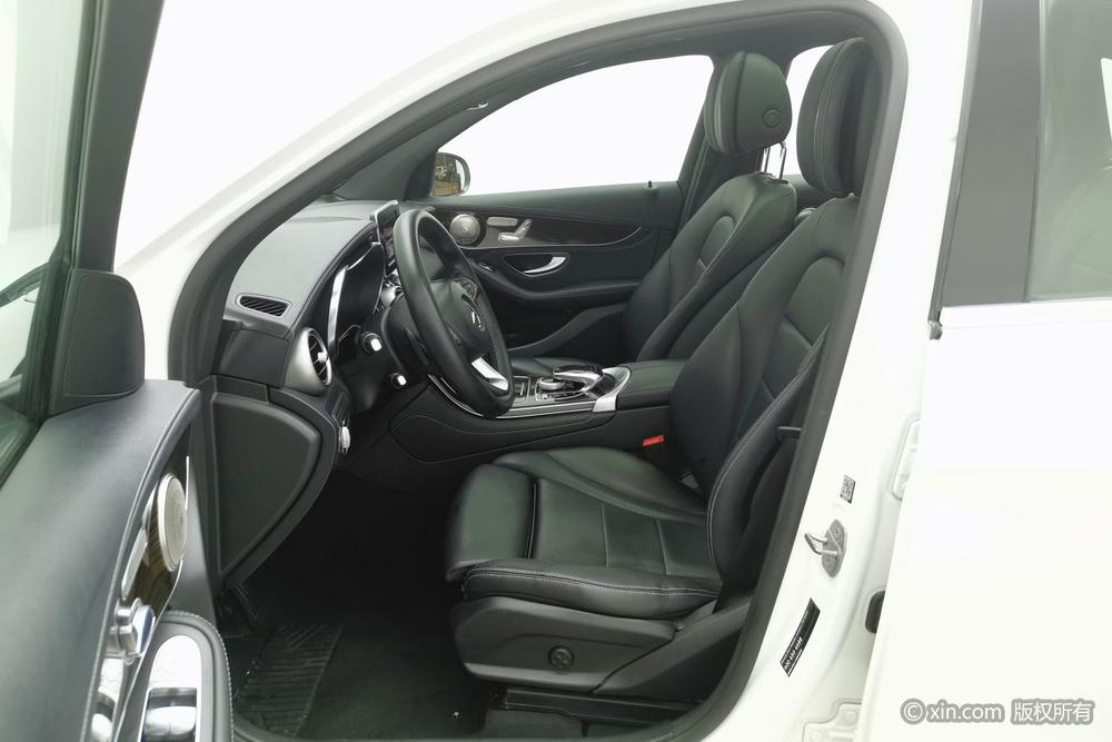 Mercedes-Benz GLC 2017 GLC 260 4MATIC Dynamic – фото 18
