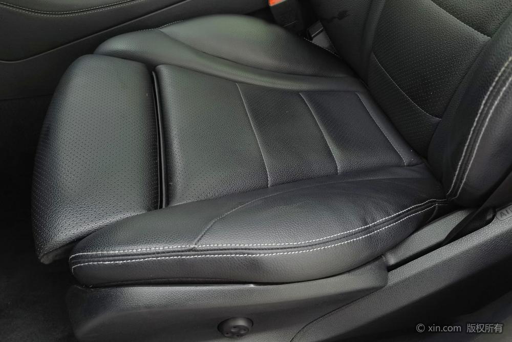 Mercedes-Benz GLC 2017 GLC 260 4MATIC Dynamic – фото 19