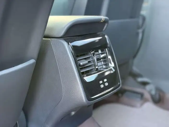 Toyota Avalon 2024 Model Intelligent Hybrid 2.0L E-CVT Deluxe Edition – фото 10