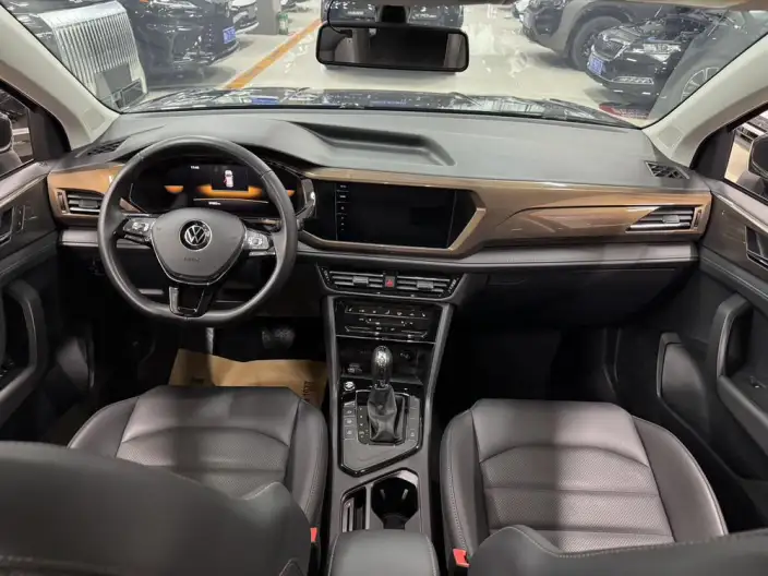 Volkswagen Tharu 2022 Model 280TSI 2WD Deluxe Edition – фото 7