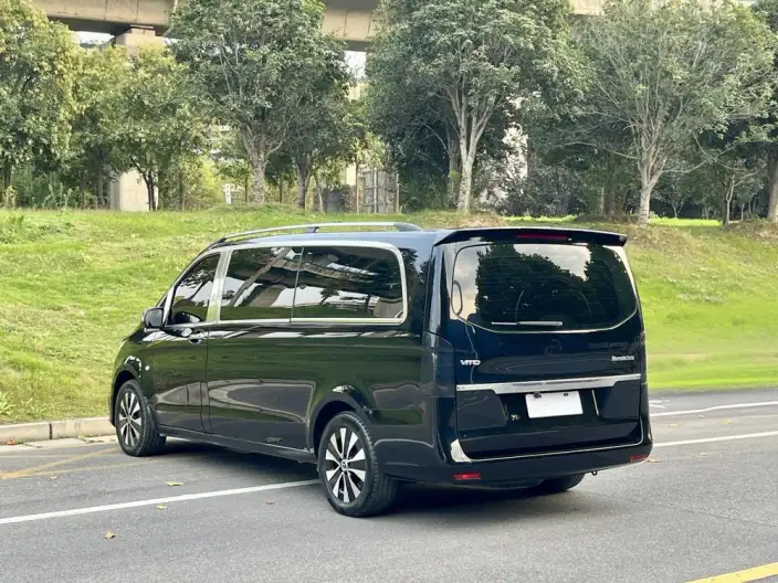 Viano 2021 Model 2.0T Elite Edition 7 seat – фото 5
