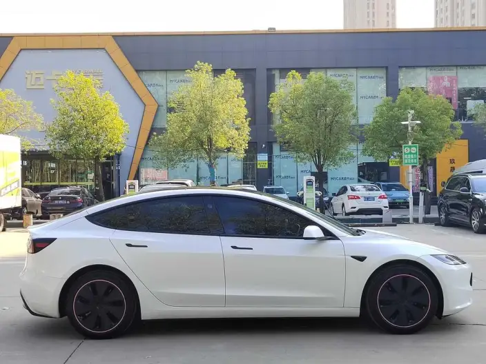 Model 3 2023 Model Rear-wheel drive version – фото 7