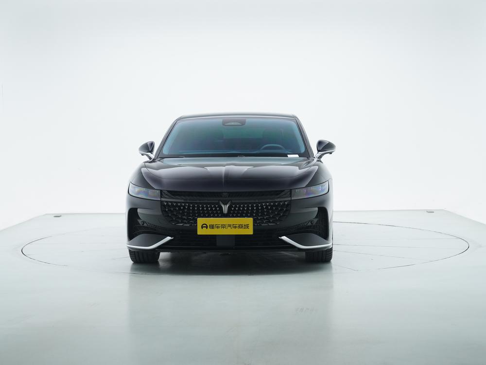 VOYAH Pursuit PHEV 2024 модификация Ultra-long Endurance 4WD Ultimate Edition – фото 2