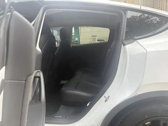 Model Y 2023 Model Rear-wheel drive version – фото 9