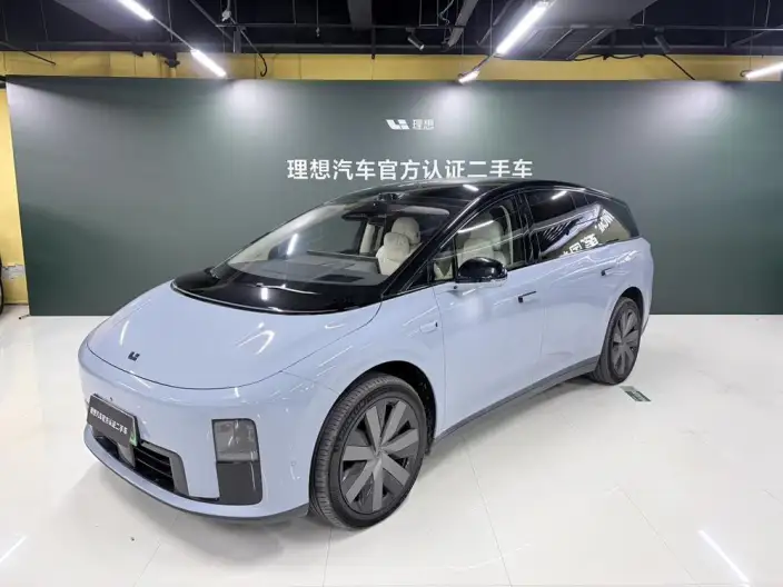 Li Auto i8 2025 Model Standard Edition