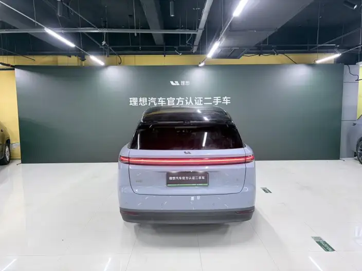 Li Auto i8 2025 Model Standard Edition