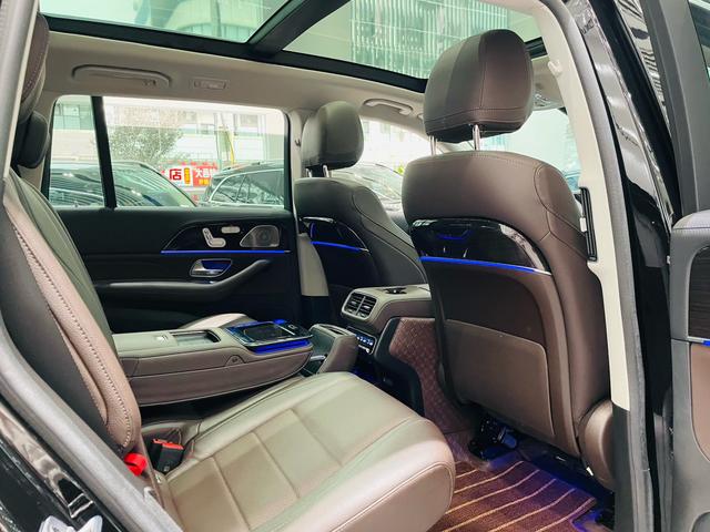 Mercedes-Benz GLS 2023 GLS 450 4MATIC Stylish – фото 23