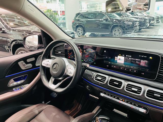 Mercedes-Benz GLS 2023 GLS 450 4MATIC Stylish – фото 46
