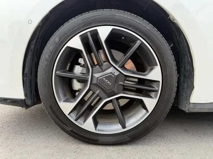 AION RT 2026 Model 650 Zhizun Edition – фото 8