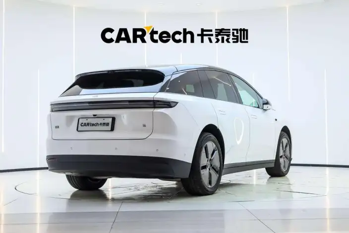 Li Auto i6 2025 Model 2WD Standard Edition – фото 7